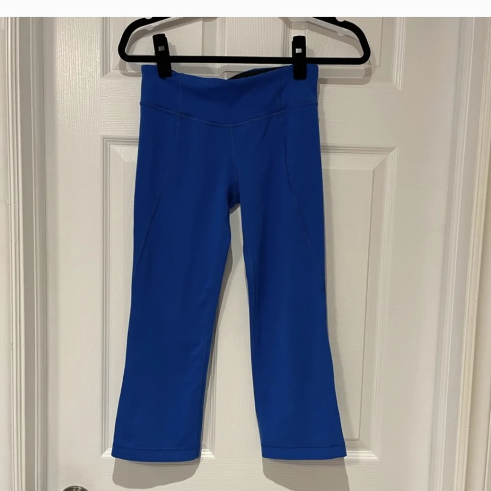 Lululemon Gather & Crow Crop royal blue - Picture 4 of 8